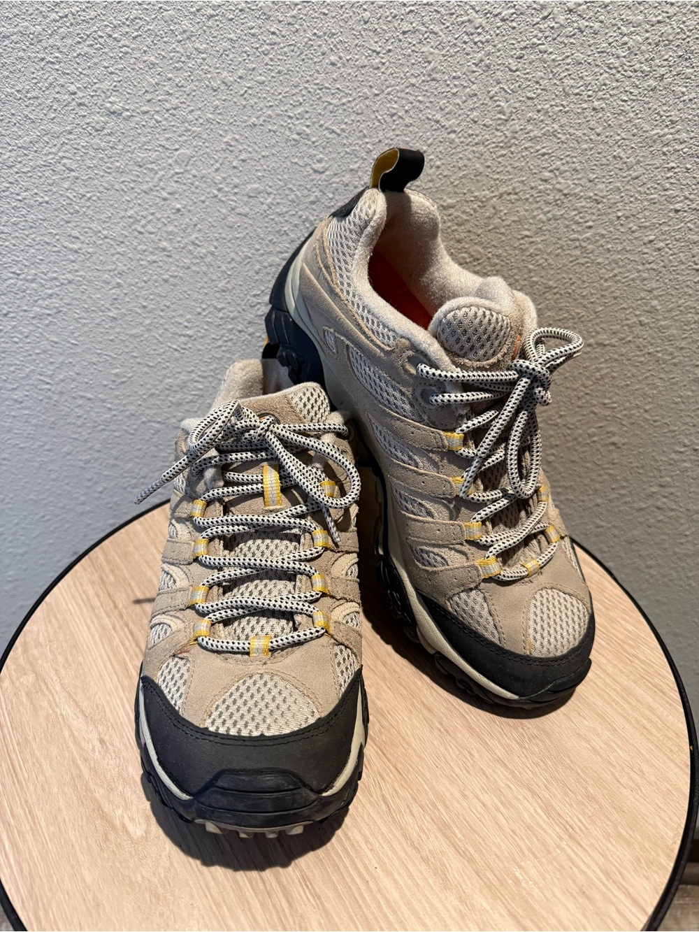 Merrell Moab Ventilator Taupe Women’s Performance Footwear Size 8.5 Waterproof